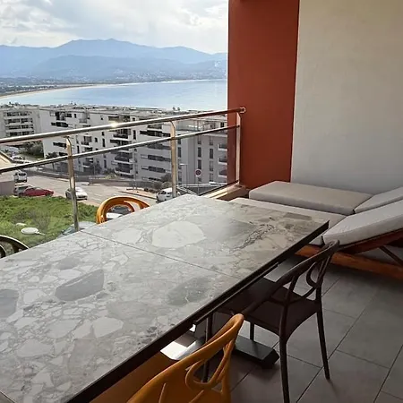 Superbe 3 Pieces Vue Mer, Climatise, Avec Parking * Ajaccio (Corsica)